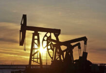 Нефть дорожает после заявлений Байдена о снижении запасов в США