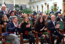 В Большом театре вручили госнаграды деятелям культуры и искусства
