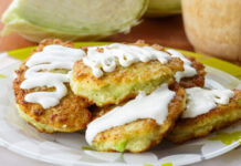 Недорого и вкусно: капустные оладьи