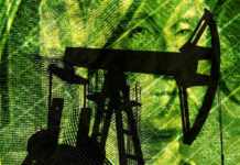 Во Франции предложили России продавать нефть дешевле