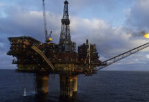 Цена нефти марки Brent впервые с 5 декабря превысила $84 за баррель
