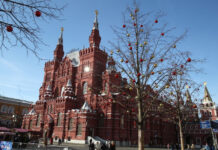 Казаки, сокровища из Петергофа и знаменитые клады: в 2023 году ГИМ представит 24 выставки