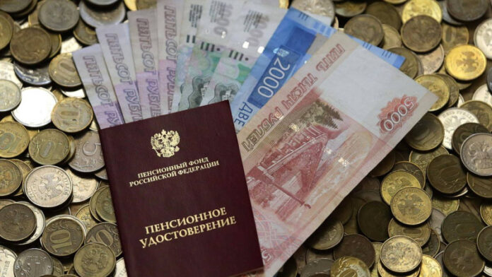 v-gosdume-predlozhili-vyplachivat-rossijanam-trinadcatuju-pensiju-63f3f9b