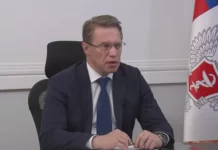 Мурашко призвал развивать импортозамещение на рынке лекарств