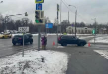 В Москве «Вольво» наехал на пешеходном переходе на 9-летнего ребенка