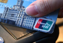 Union Pay впервые обогнала Visa по доле на рынке дебетовых карт