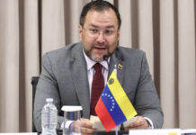 В Венесуэле назвали потолок цен на нефть нарушением принципов торговли