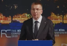 Президент Латвии не исключил закрытия Балтики для всех российских судов
