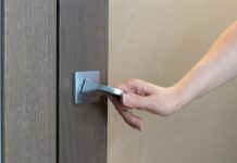 Межкомнатные двери: как правильно подобрать фурнитуру?