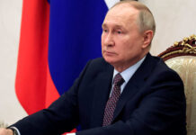 Путин объявил о сокращении внешнего долга РФ на треть