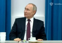Путин посетил Краснодарское высшее военное авиационное училище