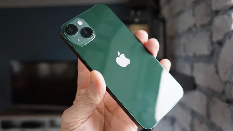 Эксперты TechRadar назвали топовый Samsung Galaxy S24 Ultra лучшим смартфоном в мире на весну 2024 | ichip.ru
