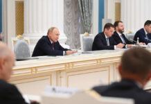 Путин поручил подготовить план продвижения российских брендов