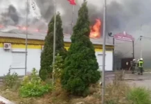 В Туле загорелось производственное здание