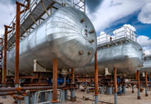 Путин заявил, что Россия готова увеличить поставки нефти и газа в Индию