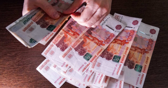 siluanov-nazval-tekushhij-kurs-rublja-blagoprijatnym-dlja-eksporterov-0591cb0.jpg