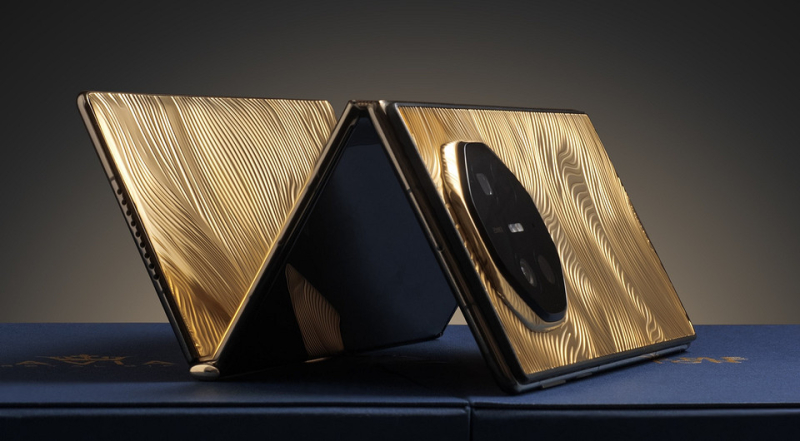 Представлен эксклюзивный HUAWEI Mate XT Ultimate с корпусом из 18-каратного золота и весом около 1 кг | ichip.ru