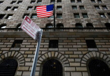 ФРС США сохранила базовую ставку на уровне 4,25–4,50% годовых