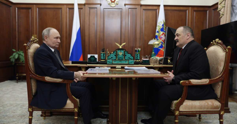 Меликов доложил Путину о росте экономических показателей Дагестана
