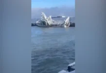 Маломерное судно затонуло у причала в Геленджике из-за обледенения