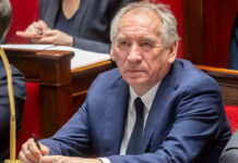 Премьер Франции Байру: Европа должна готовиться к торговой войне с США