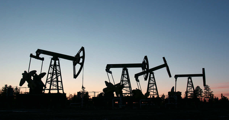 Китай снизил закупки нефти из США на 90%