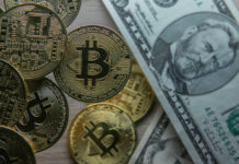 Стоимость биткоина превысила отметку в 90 тысяч долларов впервые с 7 марта