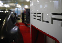Tesla Маска не может закупать комплектующие в Китае из-за пошлин Трампа