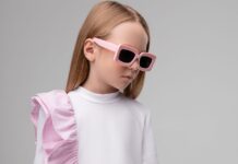 Официальные сайты детской одежды оптом: взгляд со стороны на выбор