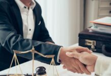 Адвокатский кабинет: современный формат юридической помощи