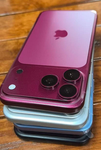 iPhone 18 Pro показали живьём во всех цветах. Вишня — просто хит года | ichip.ru