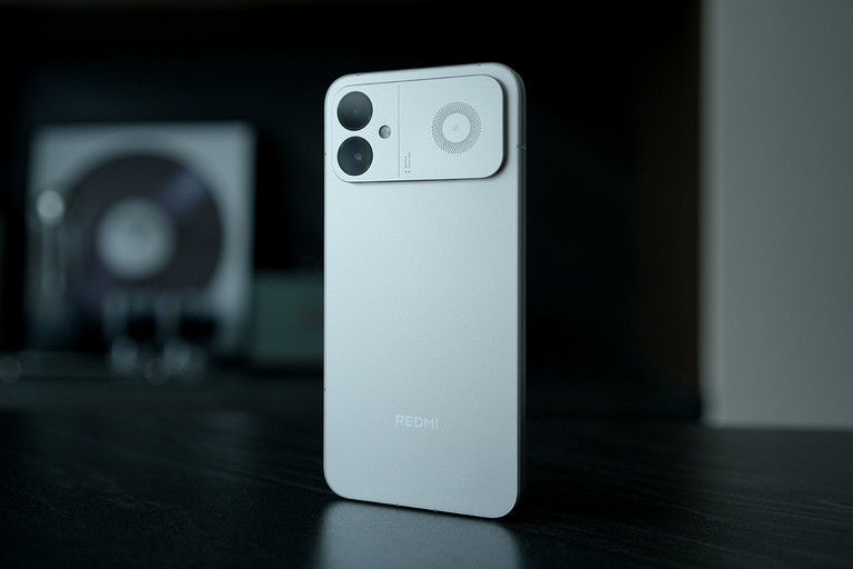 Ультрафон для народа: REDMI K90 Ultra показали на живых фото | ichip.ru