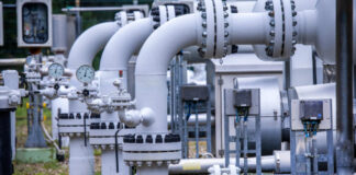 Цены на газ в Европе выросли до 941 доллара за тысячу кубометров