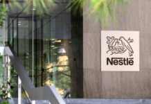 В Кремле объяснили решение о внешнем управлении «Ашаном» и Nestle